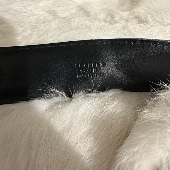 Calfskin Quilted CC Chain Belt - Picture 5 of 6